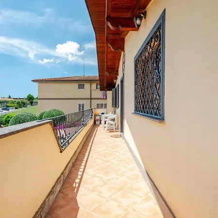 Alojamento de Acomodação e Pequeno-almoço Adry 4*