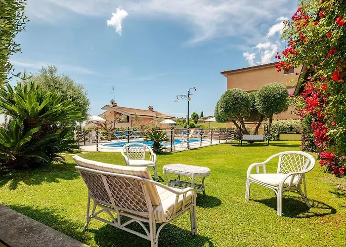 Alojamento de Acomodação e Pequeno-almoço Adry 4*